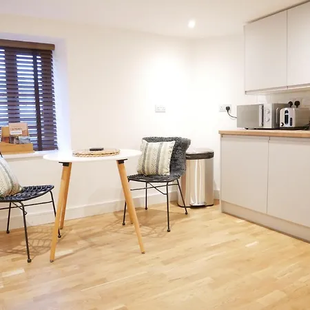 Scandic House, 1 Bed Apartments, Sleeps 2, 阿尔弗斯顿