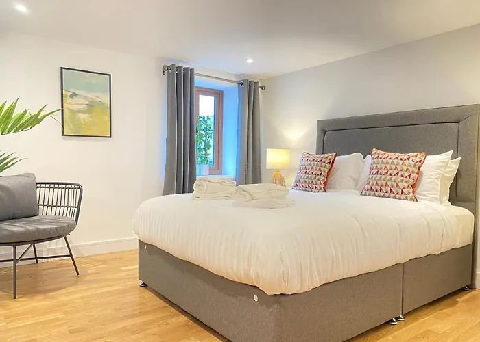 Scandic House, 1 Bed Apartments, Sleeps 2, *